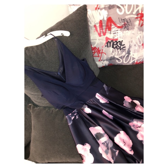 Prom Dress - Picture 3 of 4